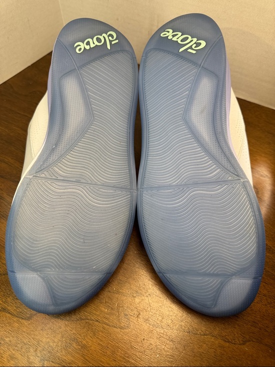 EUC Clove Classic Unisex Slip-on Comfort Shoes in Gray Matter, sz M 10 / W 11.5 main image 5